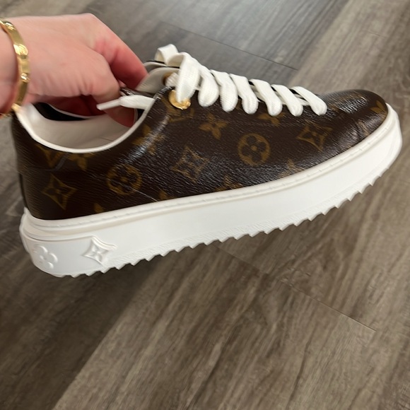 Authentic Louis Vuitton shoes. Worn only once!!! - Picture 3 of 7
